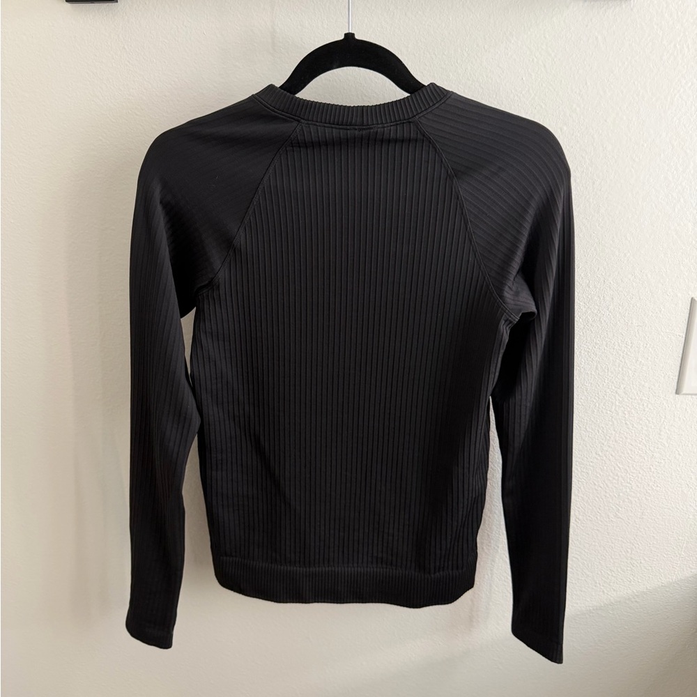 Rest Less Ribbed Pullover - Picture 2 of 3